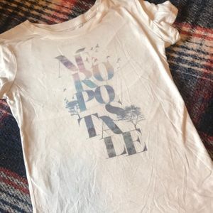 Aeropostale graphic tee